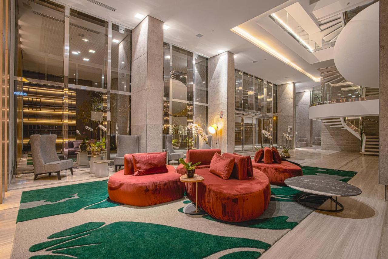 Suryaa Hotel Pinhais, Curio Collection By Hilton Luaran gambar