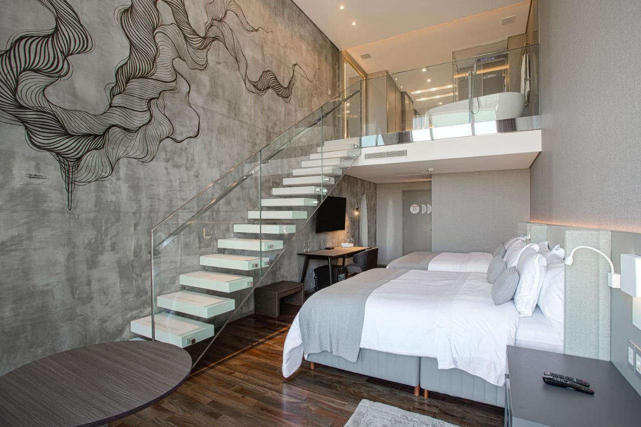 Suryaa Hotel Pinhais, Curio Collection By Hilton Luaran gambar
