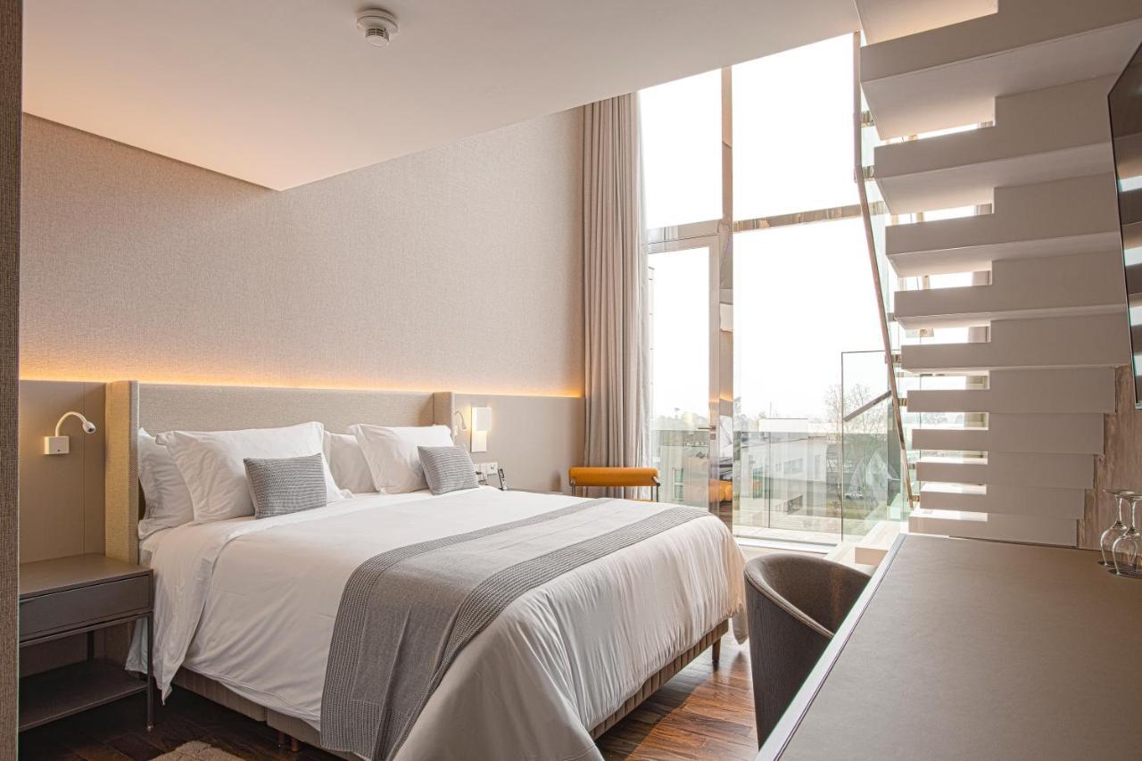 Suryaa Hotel Pinhais, Curio Collection By Hilton Luaran gambar