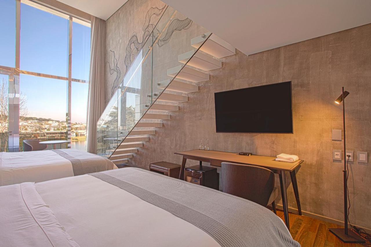 Suryaa Hotel Pinhais, Curio Collection By Hilton Luaran gambar