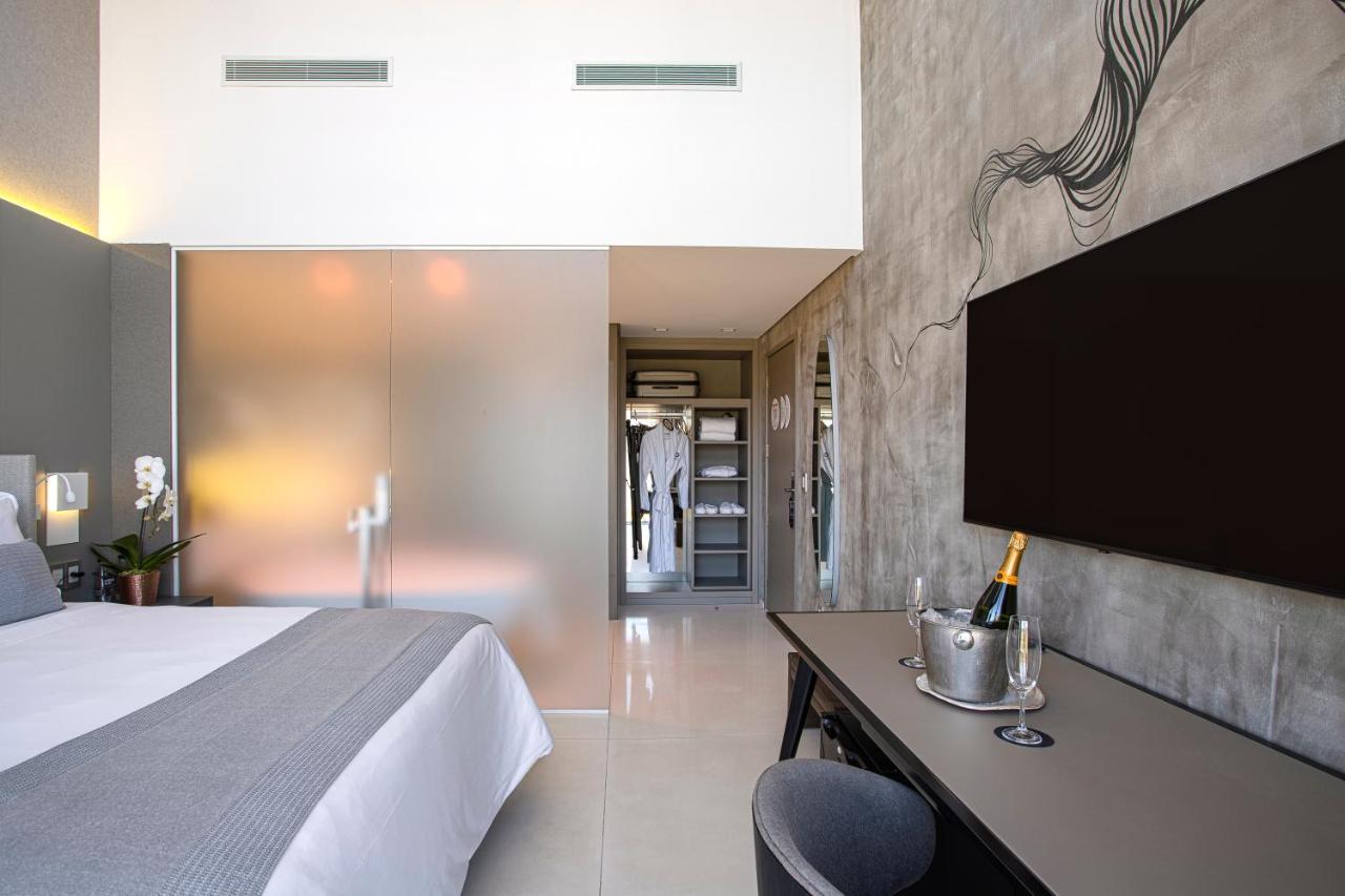 Suryaa Hotel Pinhais, Curio Collection By Hilton Luaran gambar