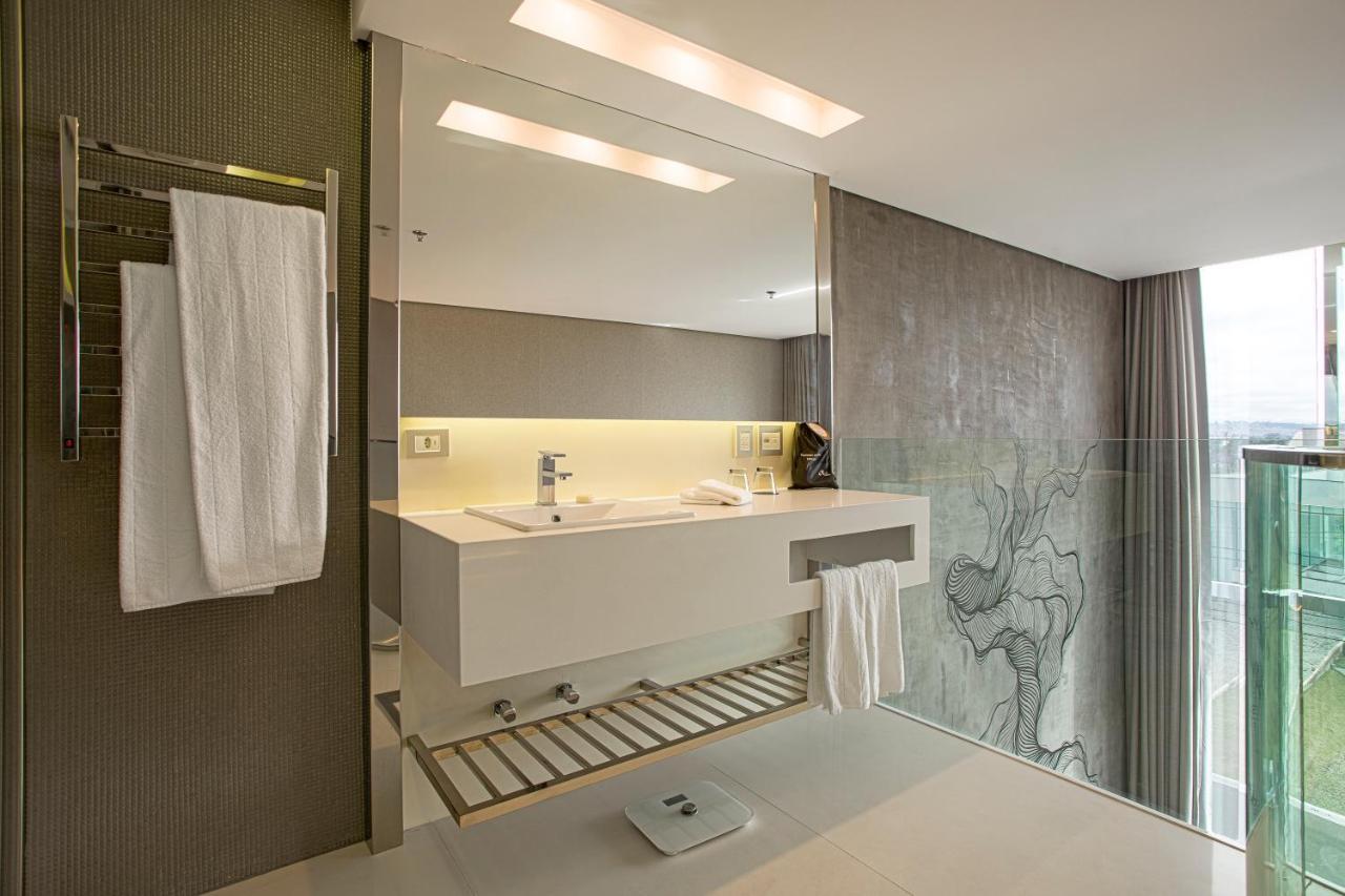 Suryaa Hotel Pinhais, Curio Collection By Hilton Luaran gambar