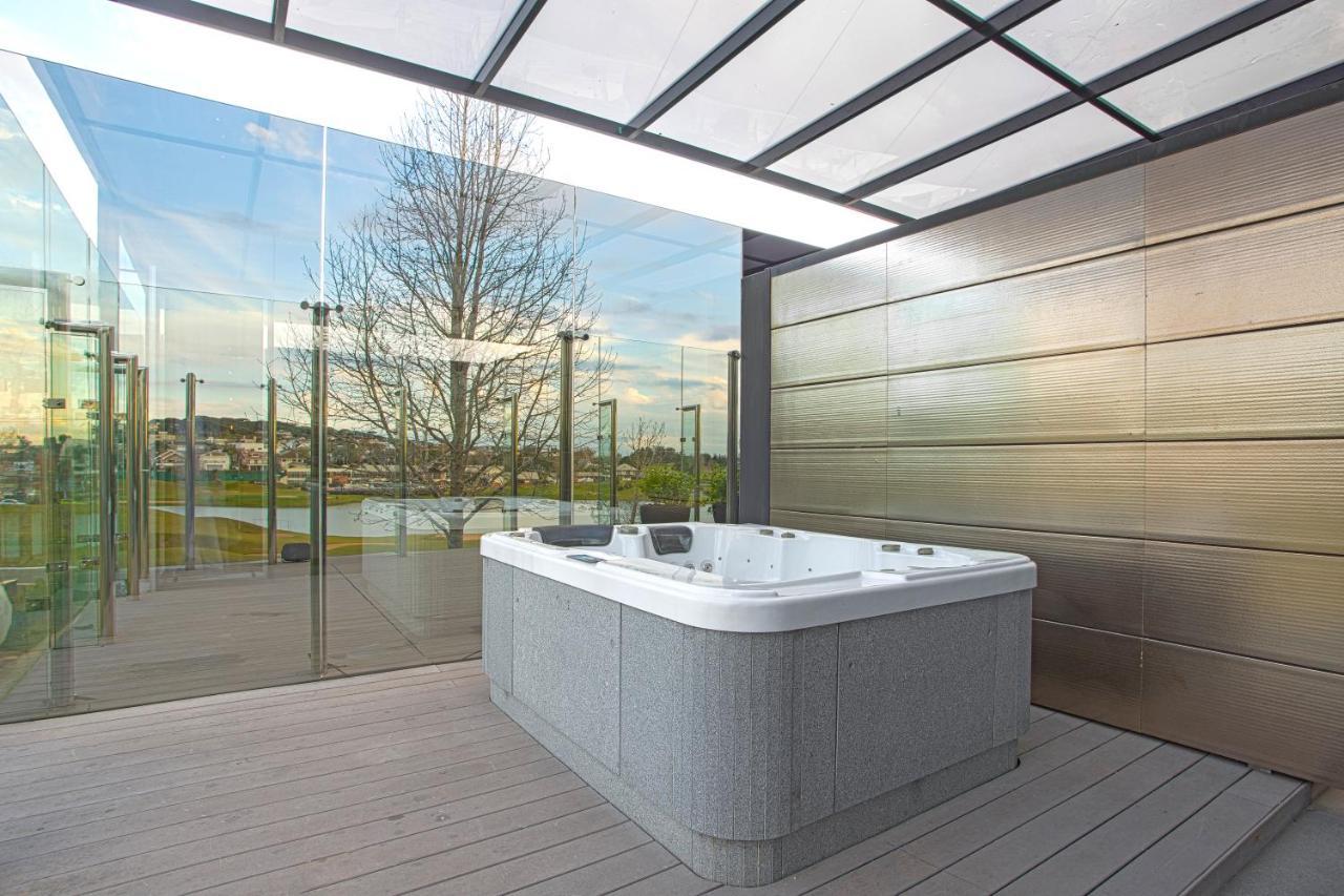 Suryaa Hotel Pinhais, Curio Collection By Hilton Luaran gambar