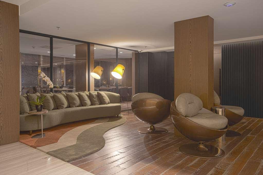 Suryaa Hotel Pinhais, Curio Collection By Hilton Dalaman gambar