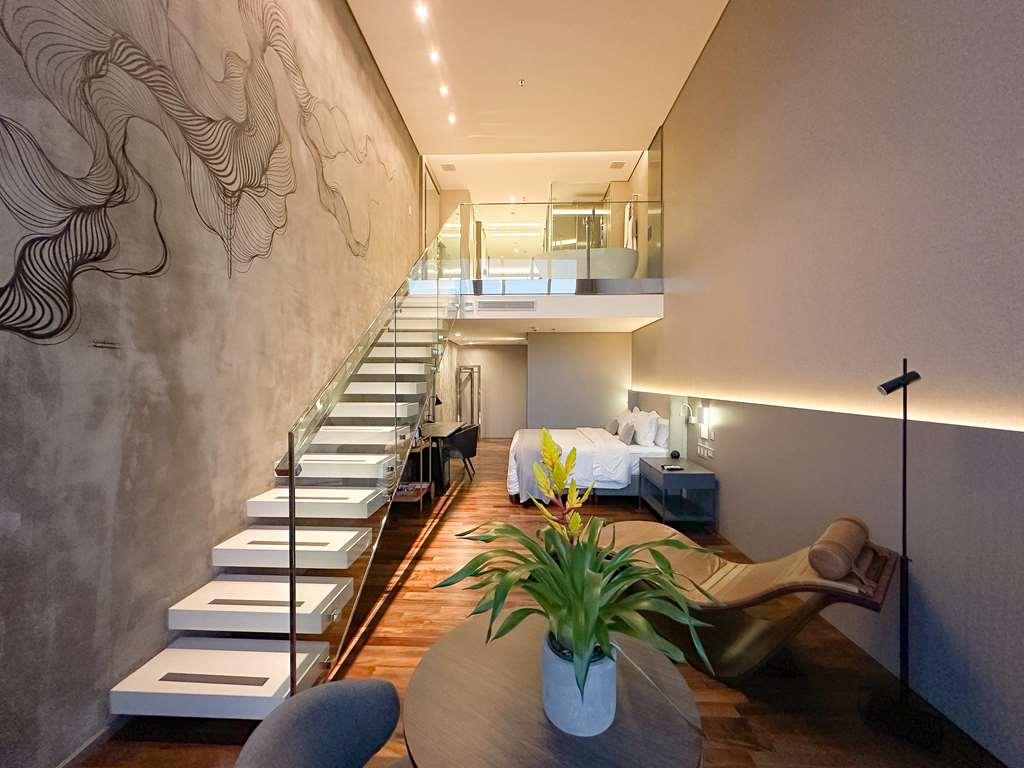 Suryaa Hotel Pinhais, Curio Collection By Hilton Kemudahan gambar